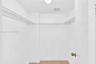 9410 Tangerine Pl, Davie, FL 33324 - Photo 21