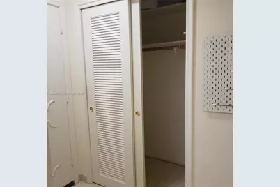 300 NE 12th Ave #205, Hallandale Beach, FL 33009 - Photo 13