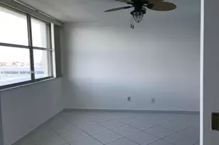 16546 NE 26th Ave, North Miami Beach, FL 33160 - Photo 9