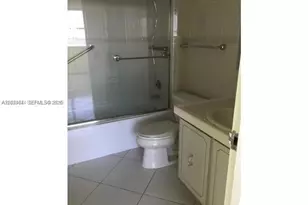 16546 NE 26th Ave, North Miami Beach, FL 33160 - Photo 11