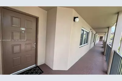 1200 SW 137th Ave #211E, Pembroke Pines, FL 33027 - Photo 9