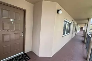 1200 SW 137th Ave, Pembroke Pines, FL 33027 - Photo 9