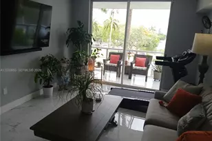5099 NW 7th St, Miami, FL 33126 - Photo 7