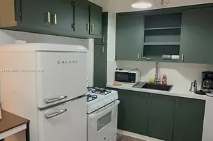8420 Byron Ave, Miami Beach, FL 33141 - Photo 3