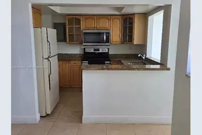 9411 SW 4th St #303, Miami, FL 33174 - Photo 5
