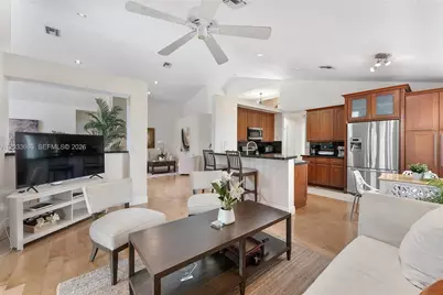 2013 Island Cir, Weston, FL 33326 - Photo 19
