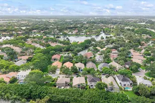 2013 Island Cir, Weston, FL 33326 - Photo 49