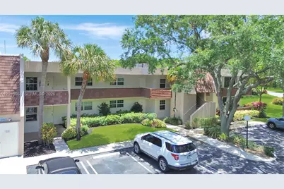 3641 Oaks Clubhouse Dr #201, Pompano Beach, FL 33069 - Photo 31