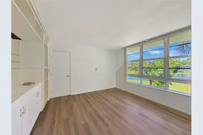 3641 Oaks Clubhouse Dr #201, Pompano Beach, FL 33069 - Photo 23