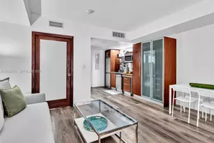 1052 Ocean Dr, Miami Beach, FL 33139 - Photo 11