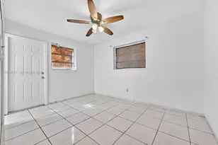 20 E 52nd Pl, Hialeah, FL 33013 - Photo 9