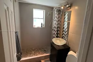 1555 Pennsylvania Ave, Miami Beach, FL 33139 - Photo 9