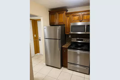 17570 Atlantic Blvd #306, Sunny Isles Beach, FL 33160 - Photo 3