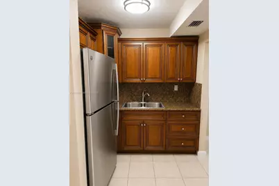 17570 Atlantic Blvd #306, Sunny Isles Beach, FL 33160 - Photo 5