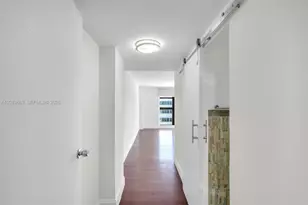 1800 Collins Ave, Miami Beach, FL 33139 - Photo 13