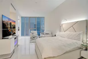 300 Biscayne Blvd Way, Miami, FL 33131 - Photo 3