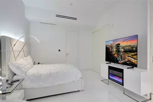 300 Biscayne Blvd Way, Miami, FL 33131 - Photo 5