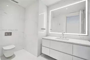 300 Biscayne Blvd Way, Miami, FL 33131 - Photo 17