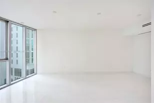 300 Biscayne Blvd Way, Miami, FL 33131 - Photo 11