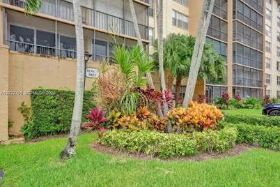 3821 Environ Blvd #403, Lauderhill, FL 33319 - Photo 35
