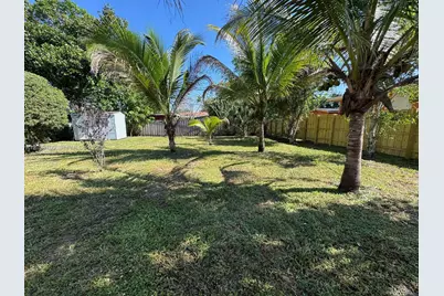 1135 NE 133 Rd St, North Miami, FL 33161 - Photo 25