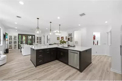 2794 Kinsington Cir #26-3, Weston, FL 33332 - Photo 5