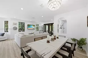 2794 Kinsington Cir, Weston, FL 33332 - Photo 11
