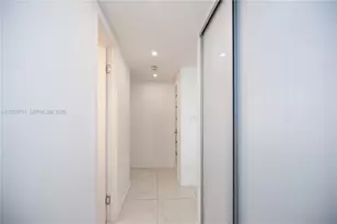100 Bayview Dr, Sunny Isles Beach, FL 33160 - Photo 53