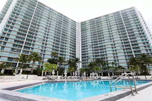 100 Bayview Dr, Sunny Isles Beach, FL 33160 - Photo 83