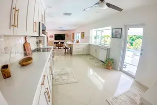 14500 SW 84th Ave, Palmetto Bay, FL 33158 - Photo 7
