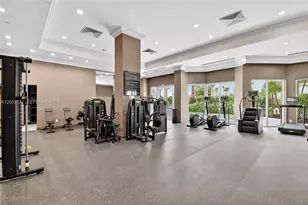 7000 Island Blvd, Aventura, FL 33160 - Photo 25