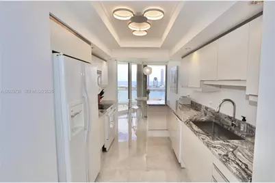 7000 Island Blvd #2605, Aventura, FL 33160 - Photo 3