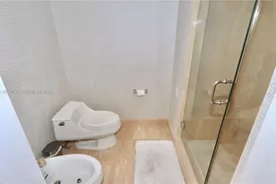 7000 Island Blvd, Aventura, FL 33160 - Photo 11