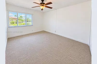 140 Lakeview Dr #211, Weston, FL 33326 - Photo 11