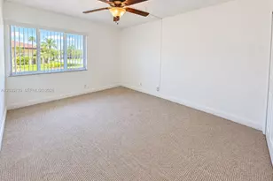 140 Lakeview Dr, Weston, FL 33326 - Photo 11