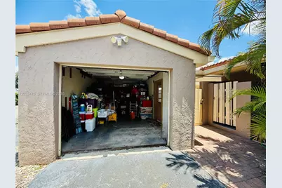 103 Tweedbrook Ln #101, Hollywood, FL 33021 - Photo 15