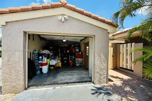 103 Tweedbrook Ln, Hollywood, FL 33021 - Photo 15