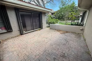 103 Tweedbrook Ln, Hollywood, FL 33021 - Photo 11