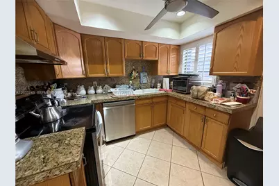 103 Tweedbrook Ln #101, Hollywood, FL 33021 - Photo 13