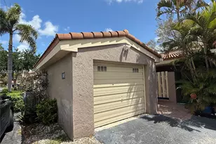 103 Tweedbrook Ln, Hollywood, FL 33021 - Photo 1