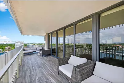 2 Grove Isle Dr #B1210, Miami, FL 33133 - Photo 25