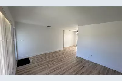 5110 SW 106th Ave, Miami, FL 33165 - Photo 5