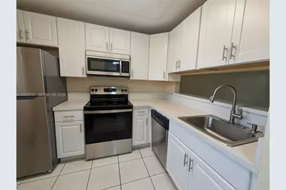 3252 Foxcroft Rd #307, Miramar, FL 33025 - Photo 39