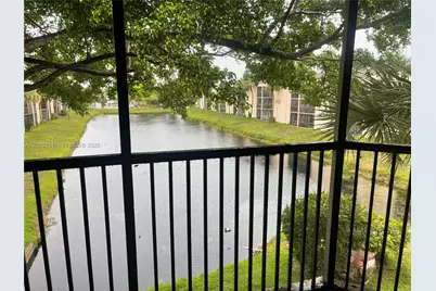 3252 Foxcroft Rd #307, Miramar, FL 33025 - Photo 35