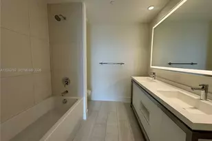 2000 Metropica Wy, Sunrise, FL 33323 - Photo 15
