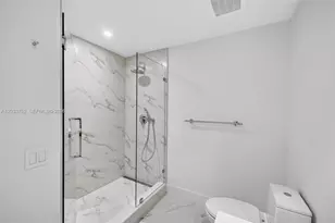 2000 Metropica Wy, Sunrise, FL 33323 - Photo 29