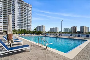 18011 Biscayne Blvd, Aventura, FL 33160 - Photo 9