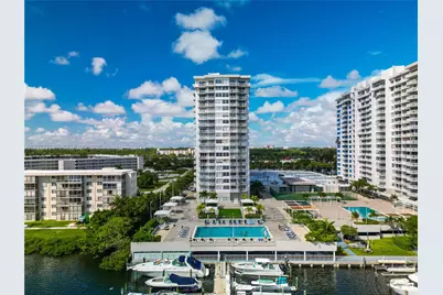 18011 Biscayne Blvd #902, Aventura, FL 33160 - Photo 29