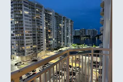 18011 Biscayne Blvd #902, Aventura, FL 33160 - Photo 9