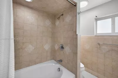 313 SE 6th St, Dania Beach, FL 33004 - Photo 25